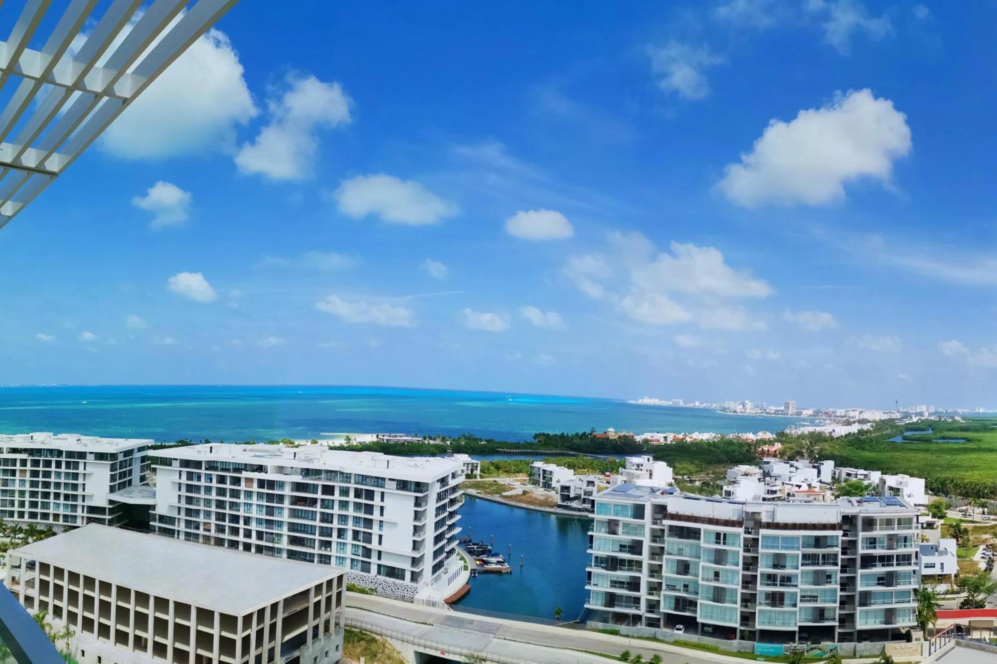 Renaissance Cancun Resort & Marina Exterior foto Marina Chapultepec